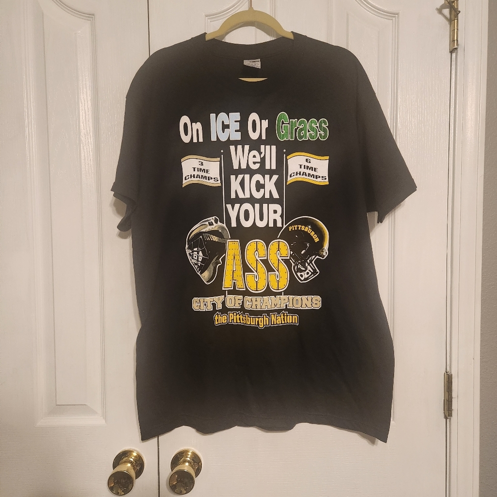 Pittsburgh Steelers Pittsburgh Hockey Graphic Design T Shirt Size XL Champions